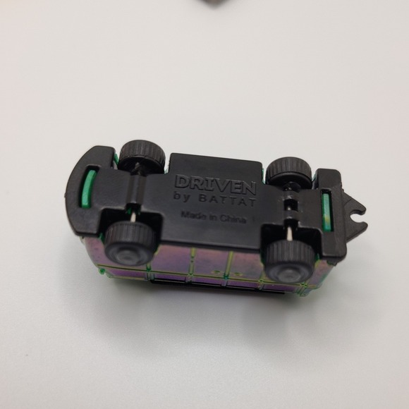 Battat Driven Pocket Series ~Road to Gold ~ Camper Van Rainbow - Picture 6 of 10